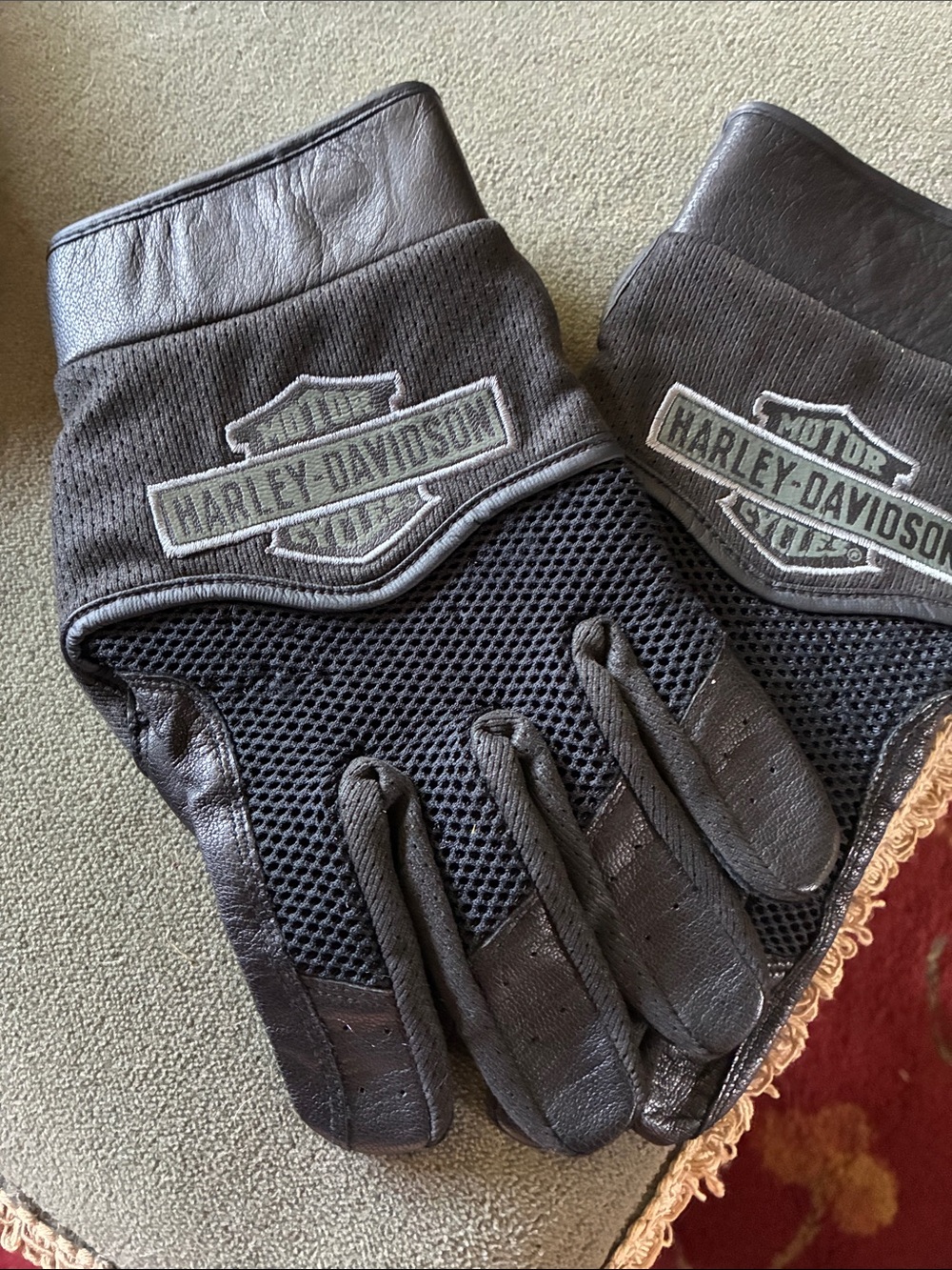 Harley-Davidson Black Leather Mesh Short Cuff Riding Gloves